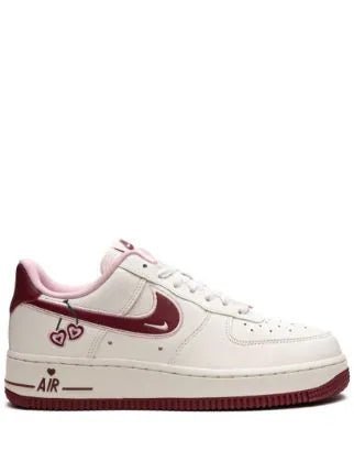 Nike Airforce 1 valentines Day 2023