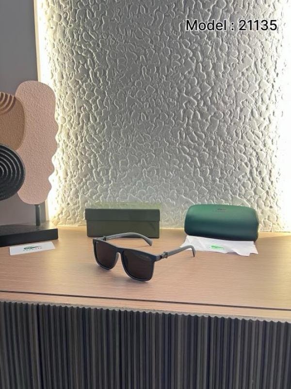 Lacoste 21135 Grey Store article