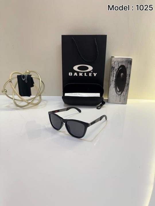 Oakley 1025 Black Silver